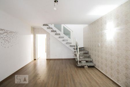 Sala  de casa para alugar com 2 quartos, 120m² em Chácara Califórnia, São Paulo