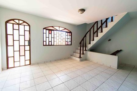 Sala 02 de casa para alugar com 7 quartos, 280m² em Guará Ii, Brasília