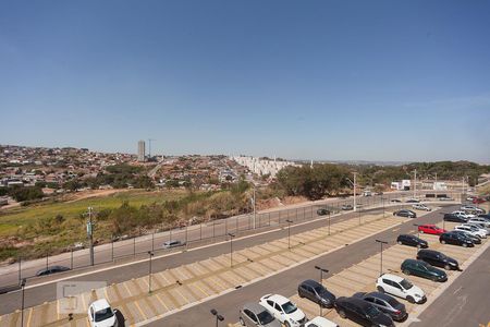 Vista do quarto  de apartamento para alugar com 2 quartos, 50m² em Jardim do Lago Continuação, Campinas