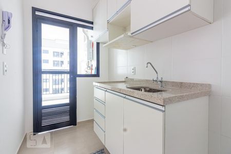 Cozinha  de apartamento à venda com 1 quarto, 50m² em Continental, Osasco