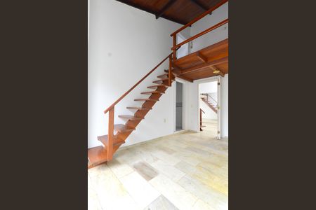 Sala 2 de casa de condomínio para alugar com 2 quartos, 120m² em Roçado, São José