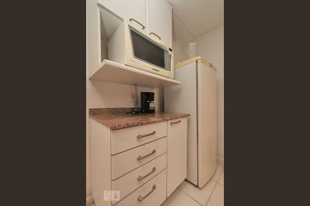 Cozinha. de apartamento para alugar com 1 quarto, 40m² em Copacabana, Rio de Janeiro