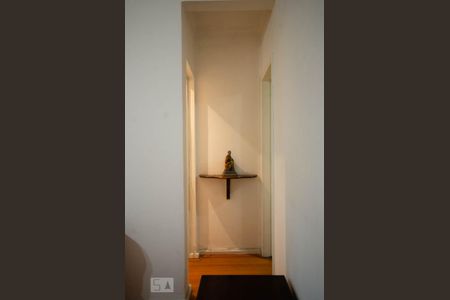 Hall de acesso ao dormitório de apartamento à venda com 2 quartos, 70m² em Ipanema, Rio de Janeiro