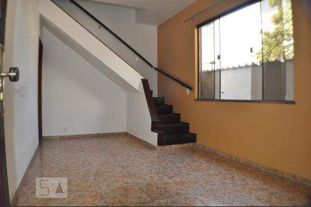 Sala de casa de condomínio à venda com 4 quartos, 220m² em Anil, Rio de Janeiro