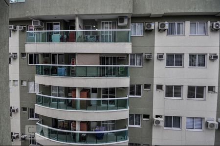 Vista Varanda de apartamento para alugar com 3 quartos, 65m² em Pechincha, Rio de Janeiro