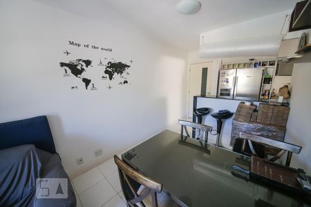 Sala de apartamento à venda com 2 quartos, 60m² em Maceió, Niterói