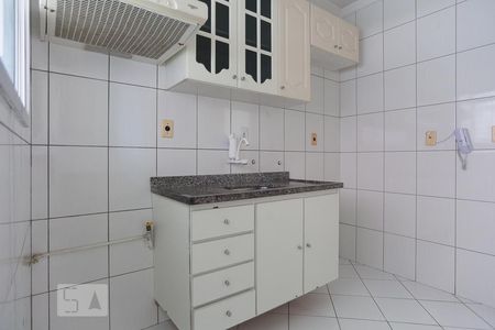 Cozinha de apartamento à venda com 2 quartos, 54m² em Loteamento Country Ville, Campinas