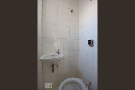 Banheiro de Serviço de apartamento à venda com 1 quarto, 56m² em Tijuca, Rio de Janeiro