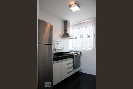 Cozinha de apartamento à venda com 3 quartos, 108m² em Jardim Atlântico, Belo Horizonte