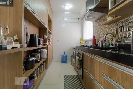 Cozinha de apartamento à venda com 2 quartos, 58m² em Jardim Santa Genebra, Campinas