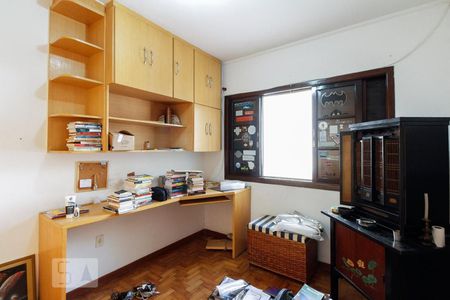 Quarto 1 de casa à venda com 3 quartos, 287m² em Vila Bertioga, São Paulo