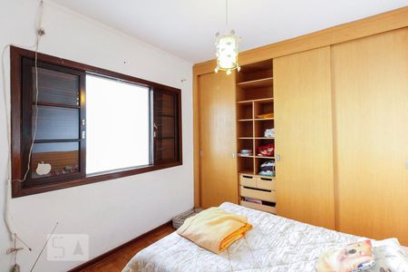 Quarto 2 de casa à venda com 3 quartos, 287m² em Vila Bertioga, São Paulo