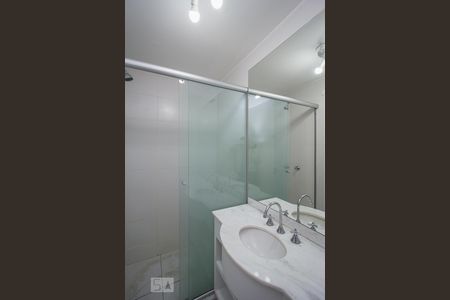 Banheiro da Suíte de apartamento para alugar com 2 quartos, 62m² em Marechal Rondon, Canoas
