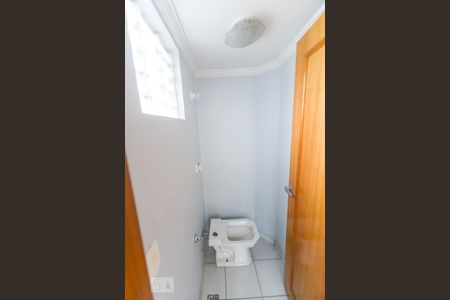 Lavabo Sala de casa à venda com 3 quartos, 200m² em Vila Divina Pastora, São Paulo