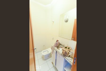 Lavabo de casa para alugar com 3 quartos, 450m² em Vila Divina Pastora, São Paulo