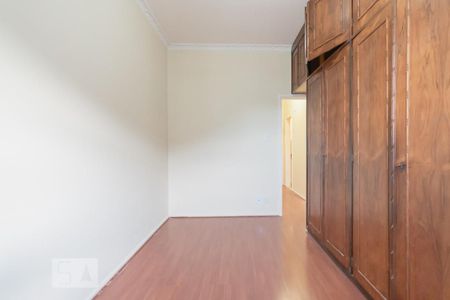 Quarto 1 de apartamento para alugar com 2 quartos, 73m² em Botafogo, Rio de Janeiro