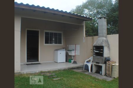 Fachada de casa para alugar com 1 quarto, 35m² em São João do Rio Vermelho, Florianópolis