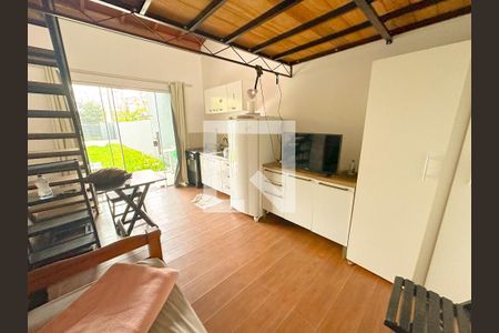 Studio de casa para alugar com 1 quarto, 35m² em São João do Rio Vermelho, Florianópolis