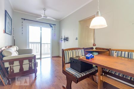 Sala de apartamento para alugar com 3 quartos, 65m² em Umuarama, Osasco