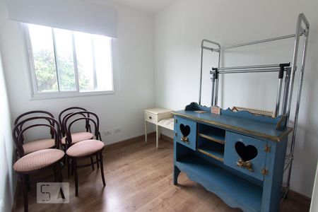 Quarto 2 de apartamento para alugar com 2 quartos, 55m² em Bacacheri, Curitiba