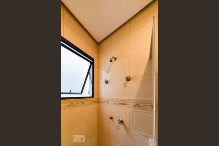 Banheiro da Suíte de casa para alugar com 4 quartos, 360m² em Anchieta, São Bernardo do Campo