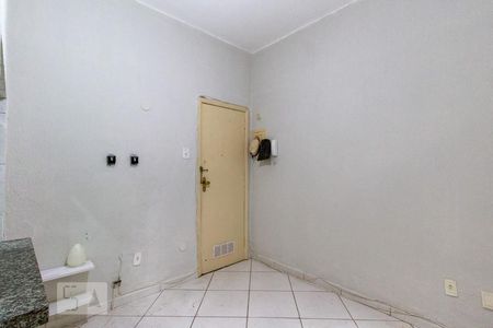 Sala de apartamento para alugar com 1 quarto, 33m² em Santa Teresa, Rio de Janeiro