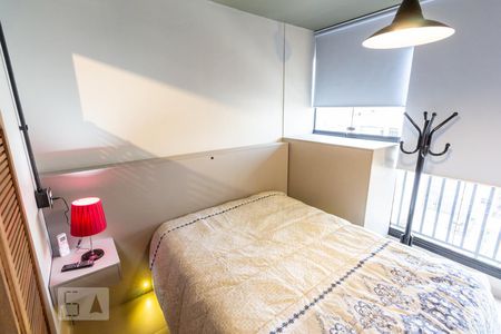 Quarto Varanda de kitnet/studio para alugar com 1 quarto, 26m² em Bom Retiro, São Paulo