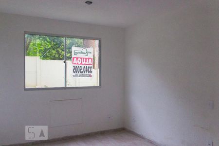 Sala de apartamento para alugar com 2 quartos, 50m² em Cavalhada, Porto Alegre