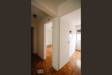 Corredor de apartamento à venda com 2 quartos, 77m² em Santa Cecília, São Paulo