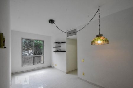 Sala de apartamento para alugar com 2 quartos, 50m² em Vila Inglesa, São Paulo