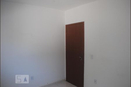 Dormitório de kitnet/studio para alugar com 1 quarto, 40m² em Vargem do Bom Jesus, Florianópolis