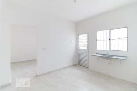 Cozinha de casa para alugar com 1 quarto, 32m² em Cidade Patriarca, São Paulo