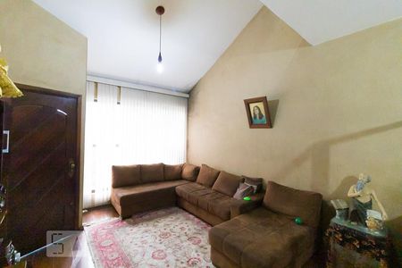 Sala de casa à venda com 3 quartos, 480m² em Vila Dalila, São Paulo