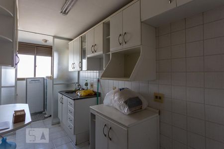 Cozinha de apartamento para alugar com 2 quartos, 64m² em Nonoai, Porto Alegre