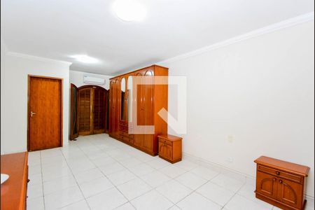 Suíte de casa à venda com 3 quartos, 163m² em Jardim Vila Galvão, Guarulhos