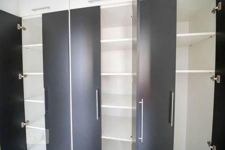 Corredor de apartamento à venda com 2 quartos, 45m² em Parque das Nações, Santo André