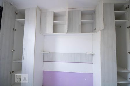 Dormitório 1 de apartamento à venda com 2 quartos, 45m² em Parque das Nações, Santo André