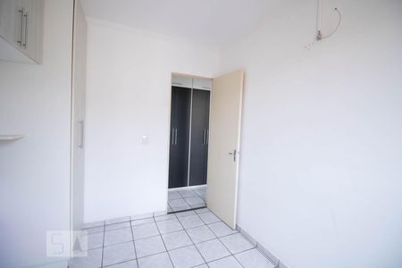 Dormitório 1 de apartamento à venda com 2 quartos, 45m² em Parque das Nações, Santo André