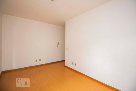 Sala  de apartamento para alugar com 1 quarto, 43m² em Jardim do Salso, Porto Alegre