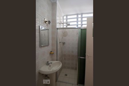 Banheiro de kitnet/studio à venda com 1 quarto, 46m² em Santa Efigênia, São Paulo