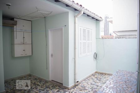 Área de serviço de casa para alugar com 3 quartos, 130m² em Jardim São Paulo(zona Norte), São Paulo