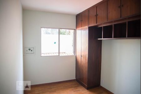 Quarto 1  de casa para alugar com 3 quartos, 130m² em Jardim São Paulo(zona Norte), São Paulo