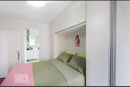 Suite de apartamento à venda com 2 quartos, 72m² em Ibirapuera, São Paulo