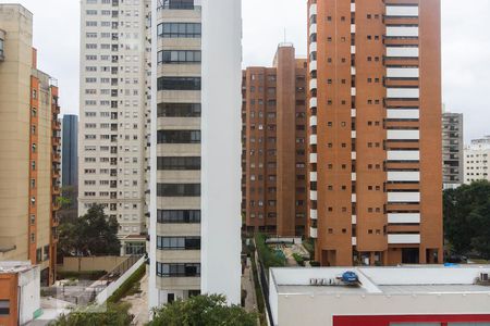 Vista de apartamento à venda com 2 quartos, 72m² em Ibirapuera, São Paulo