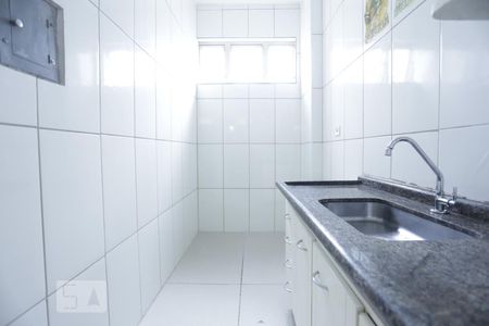 Cozinha de apartamento para alugar com 1 quarto, 48m² em Bela Vista, São Paulo