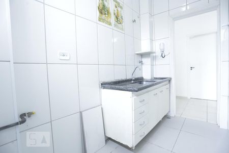 Cozinha de apartamento para alugar com 1 quarto, 48m² em Bela Vista, São Paulo