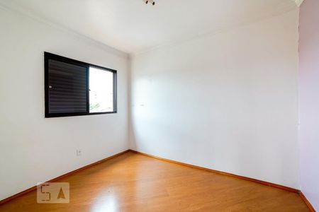 Quarto 1 de apartamento para alugar com 2 quartos, 60m² em Vila Mazzei, São Paulo