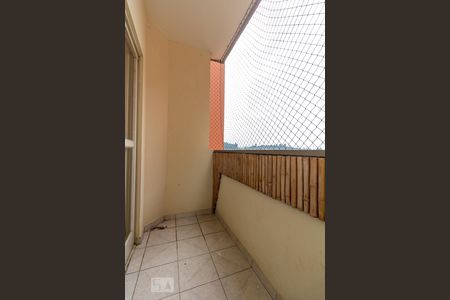 Sacada de apartamento para alugar com 3 quartos, 72m² em Piratininga, Osasco