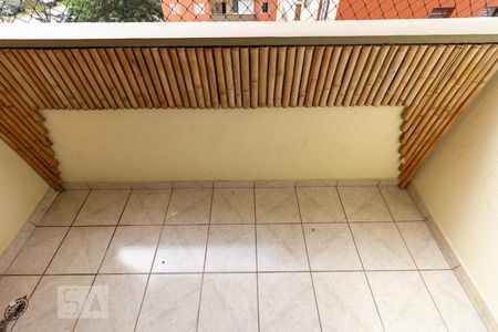 Sacada de apartamento para alugar com 3 quartos, 72m² em Piratininga, Osasco