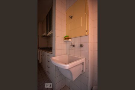 Apartamento à venda com 72m², 3 quartos e 1 vaga Apartamento à venda com 72m², 3 quartos e 1 vagaÁrea de Serviço